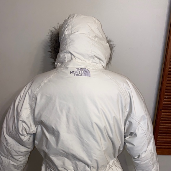 The North face White-tan McMurdo Parka Down Jacket size  M - Picture 6 of 16